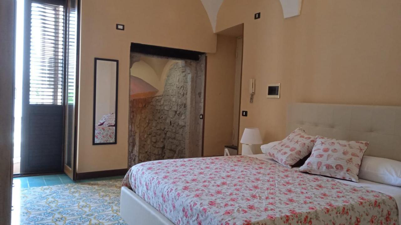 Affittacamere Prezioso Gaeta Exteriör bild